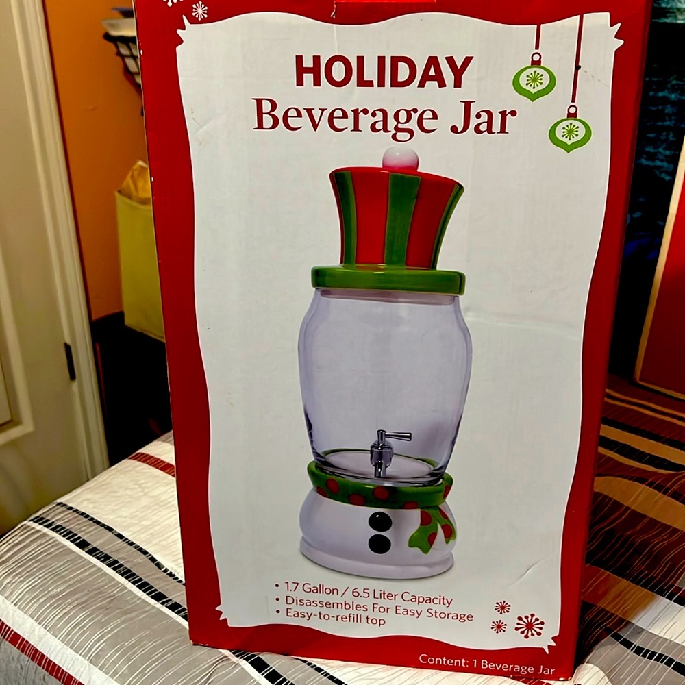 Holiday jar in his original box only took out a couple times never used it